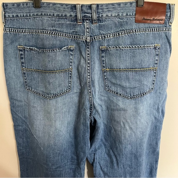 Men’s  Tommy Bahama Classic Fit Light Wash Relaxed Jeans Size 40 X 30 - Picture 13 of 14